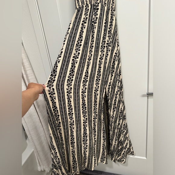 Haltered sun dress from Vici - Picture 2 of 4